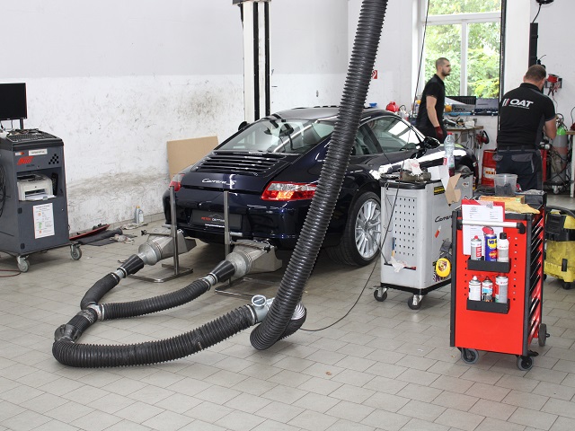 Oettinger Autotechnik Freie Autowerkstatt Fur Porsche In Hamburg